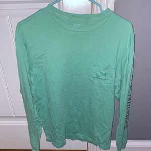 green vineyard vines shirt